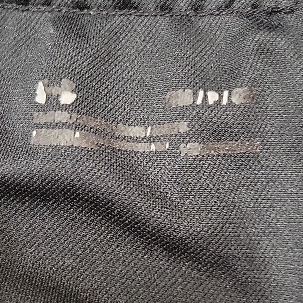 UNDERARMOUR MENS ELASTIC WAIST SHORTS SIZE MEDIUM HAS POCKETS - Picture 4 of 7